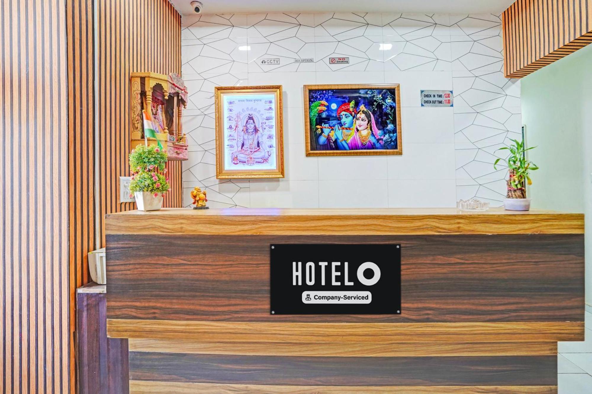 SPOT ON 69618 - Hotel ILand Park Ahmedabad Exterior foto